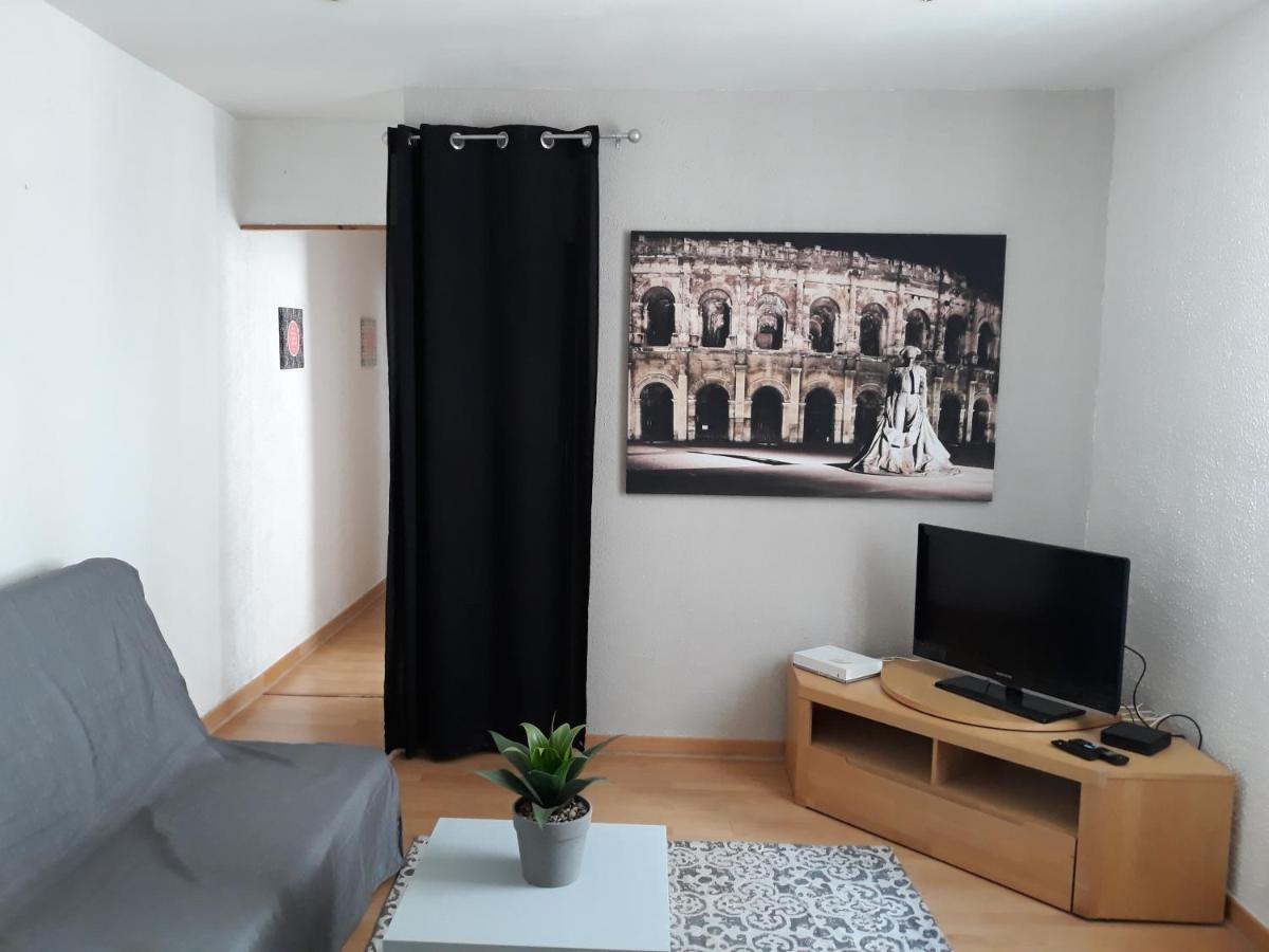 5 Minutes Des Arenes, Parking Gratuit, 6 Couchages Nîmes Exterior photo