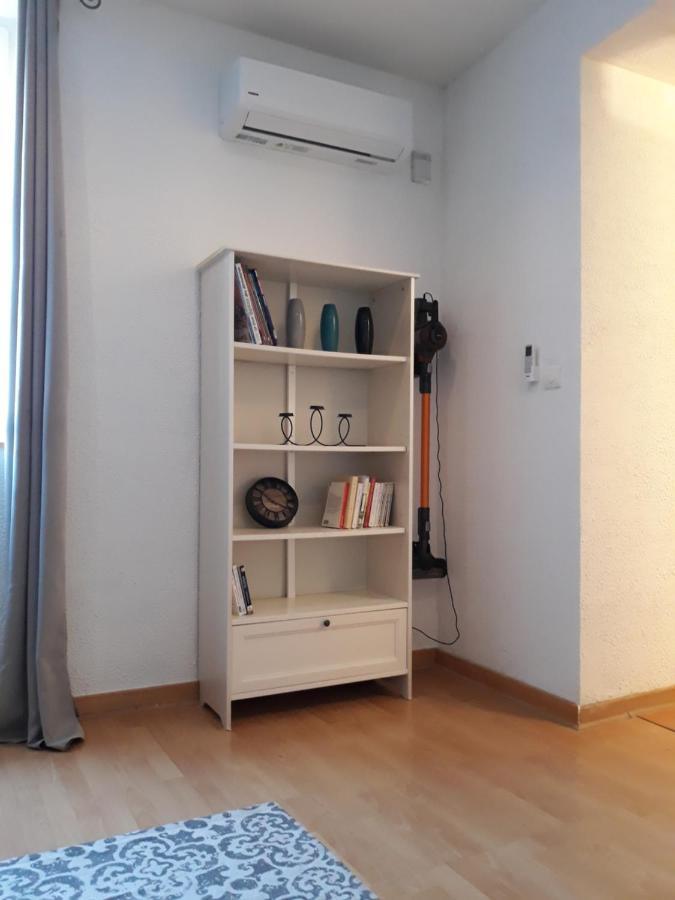 5 Minutes Des Arenes, Parking Gratuit, 6 Couchages Nîmes Exterior photo